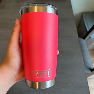 YETI TUMBLER - BIMINI PINK